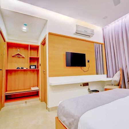 Myspace Dhruva Inn Бангалор Экстерьер фото